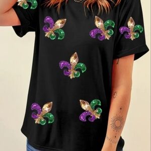 Black Top with Gold, Green, and Purple Fleur-de-Lis